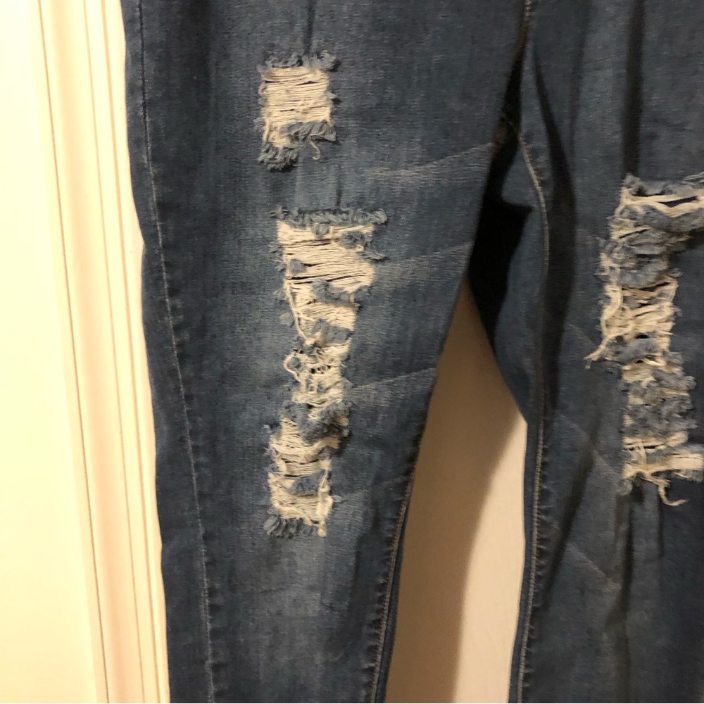 Elle Women’s Jeans NWOT size 14R - Picture 4 of 6